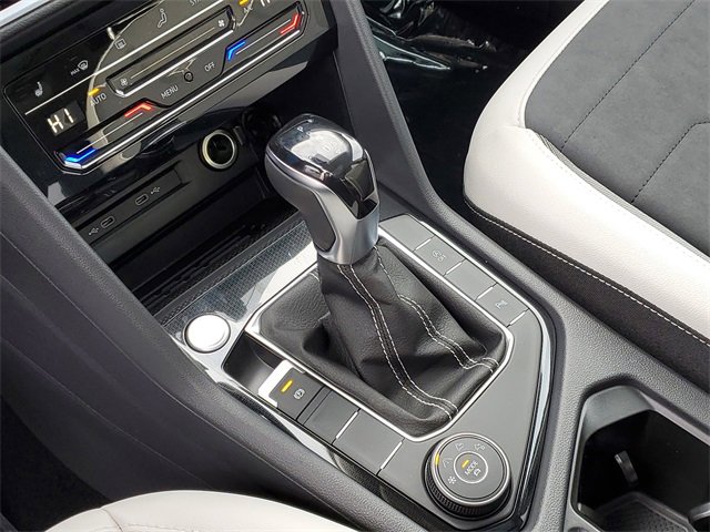 New 2026 Volkswagen Taos SE image 31