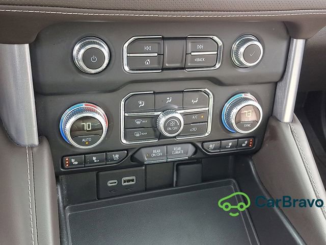 Certified 2023 GMC Yukon XL SLT w/ SLT Premium Package AWD/4WD image 17