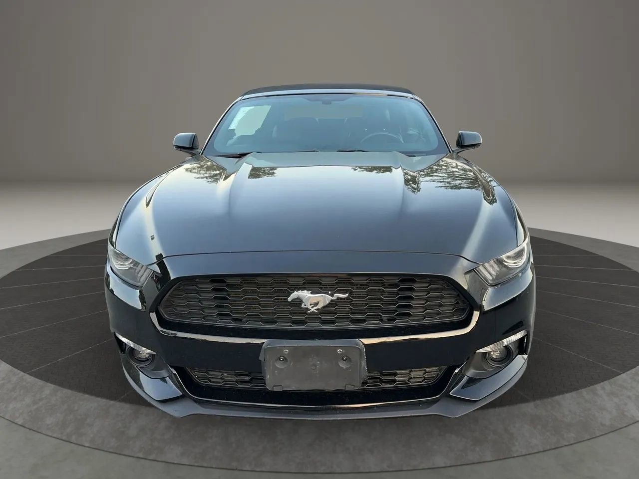 Used 2015 Ford Mustang Premium RWD image 2