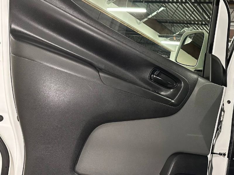Used 2021 Nissan NV200 SV image 20