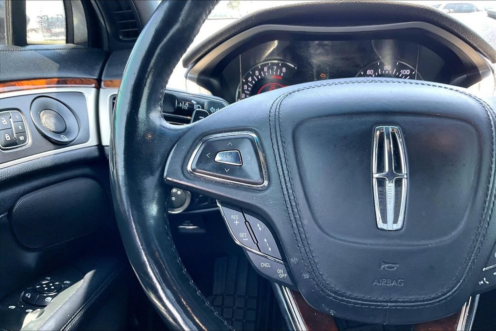 Used 2019 Lincoln MKZ Reserve AWD/4WD image 10