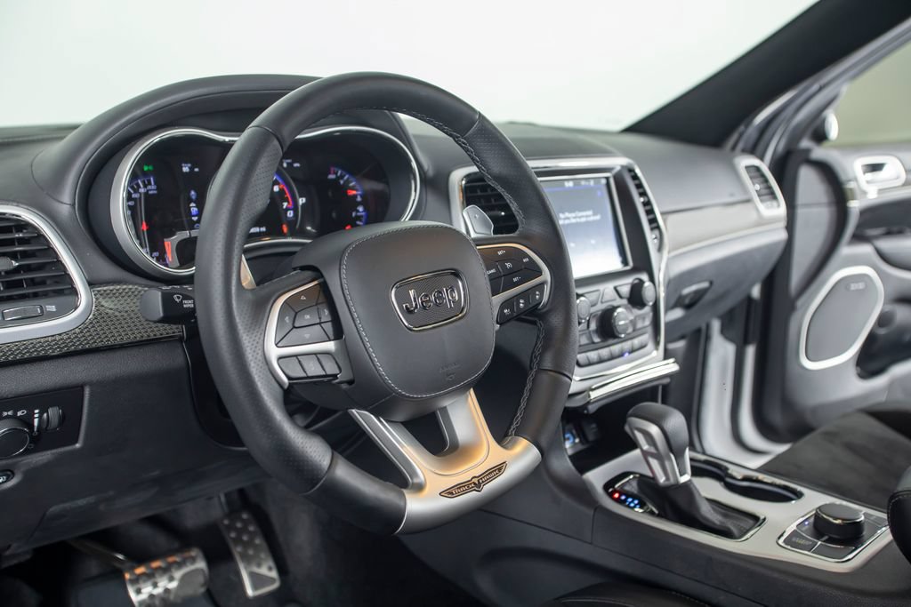 Used 2018 Jeep Grand Cherokee Trackhawk w/ Trailer Tow Group IV AWD/4WD image 32