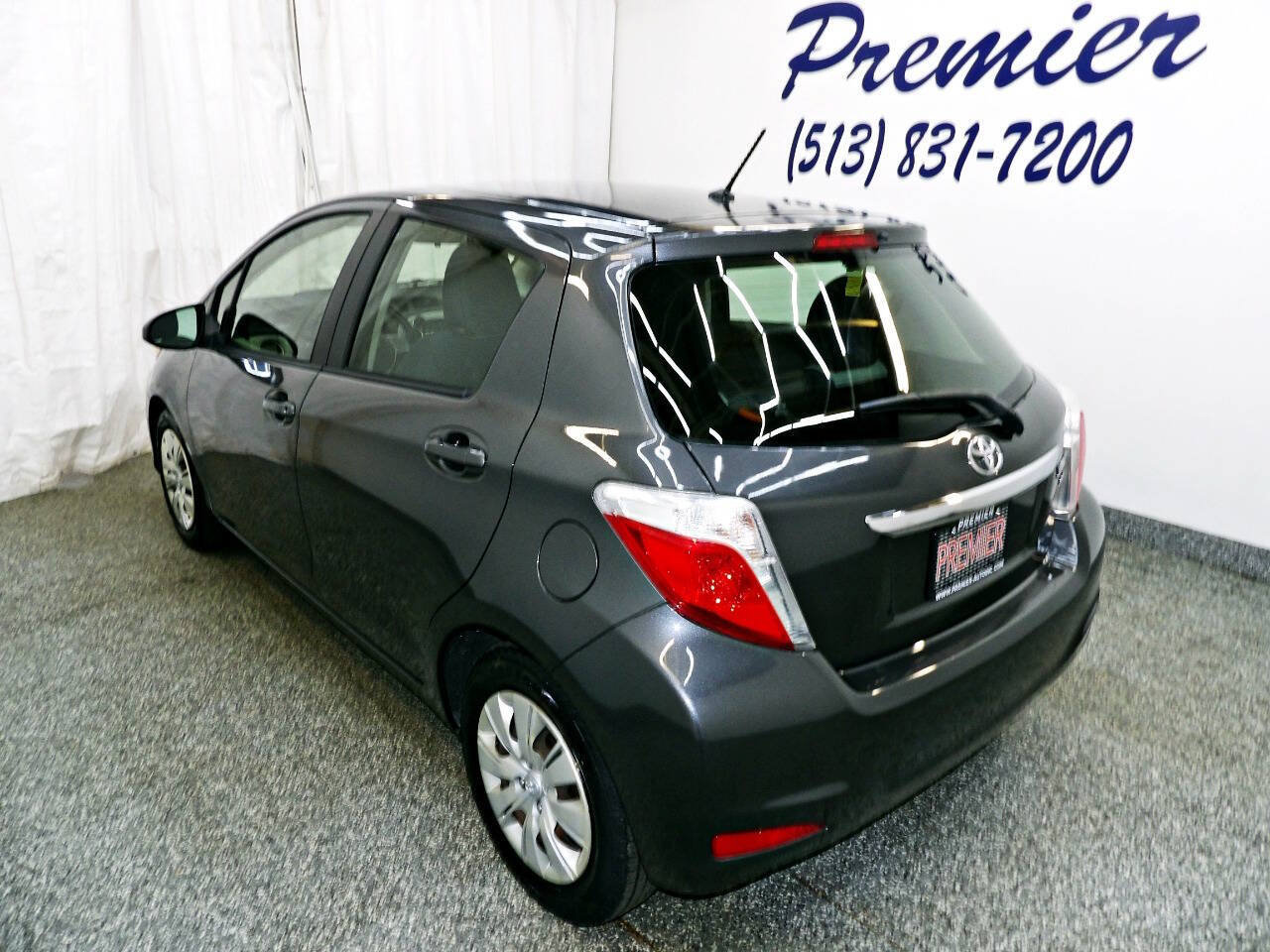 Used 2013 Toyota Yaris LE FWD image 7