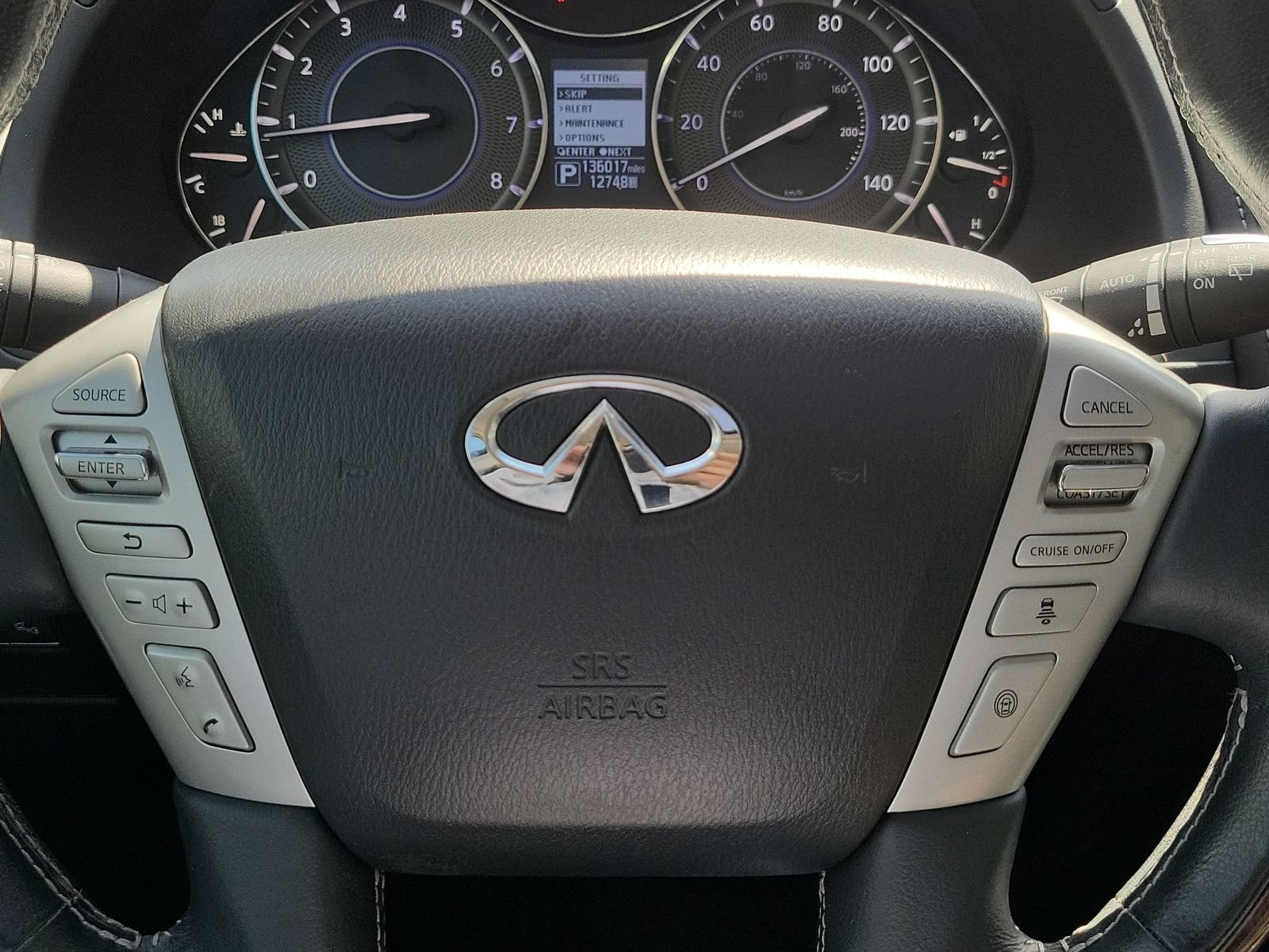 Used 2017 INFINITI QX80 2WD w/ Driver Assistance Package image 11