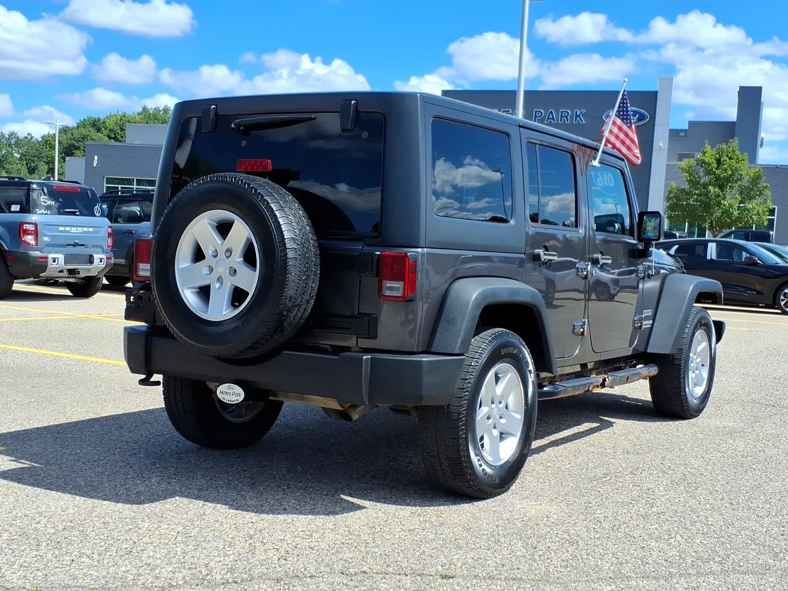Used 2016 Jeep Wrangler Unlimited Sport w/ Quick Order Package 24S AWD/4WD image 7