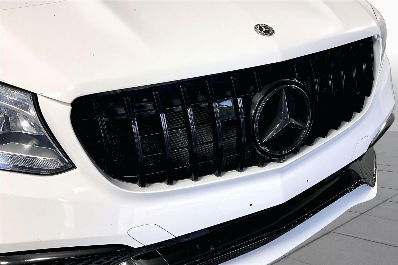 Used 2017 Mercedes-Benz GLS 450 4MATIC image 27