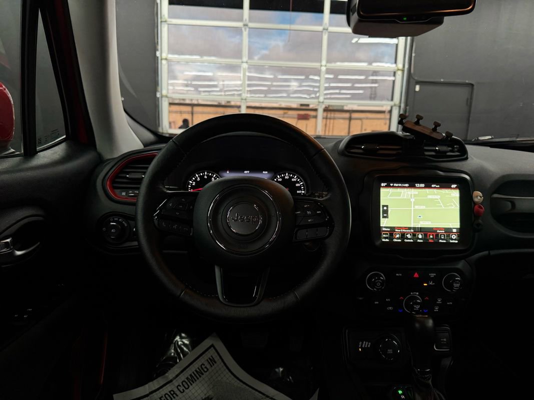 Used 2022 Jeep Renegade Latitude w/ Convenience Group AWD/4WD image 32