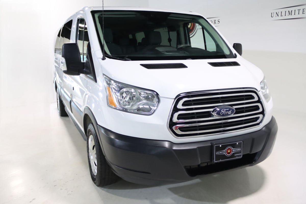 Used 2016 Ford Transit 350 XLT RWD image 24