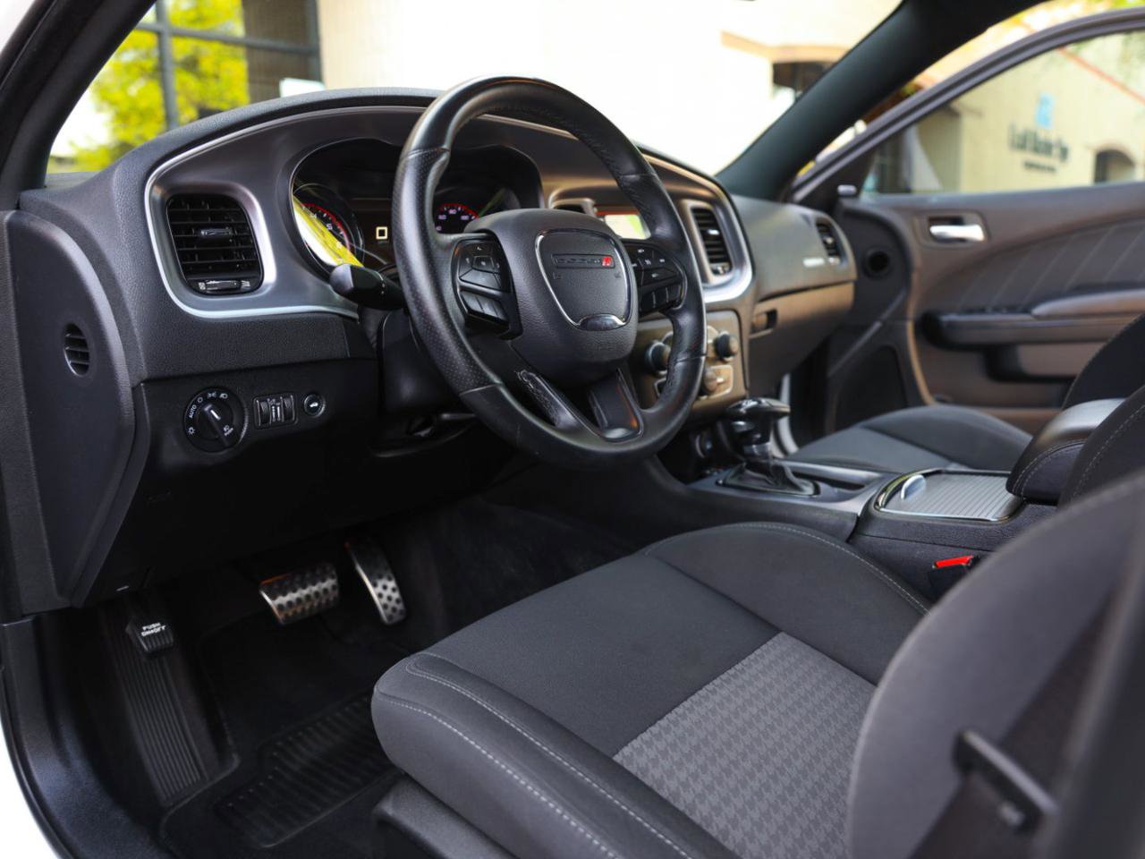 Used 2019 Dodge Charger R/T w/ Blacktop Package RWD image 6