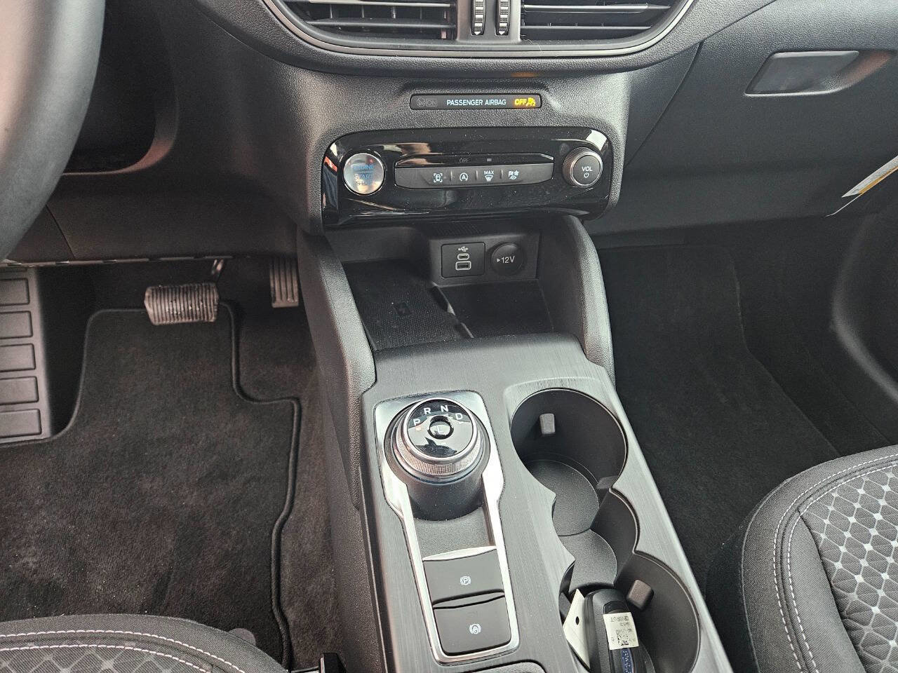 Used 2025 Ford Escape Active w/ Active Premium Tech Pack image 10