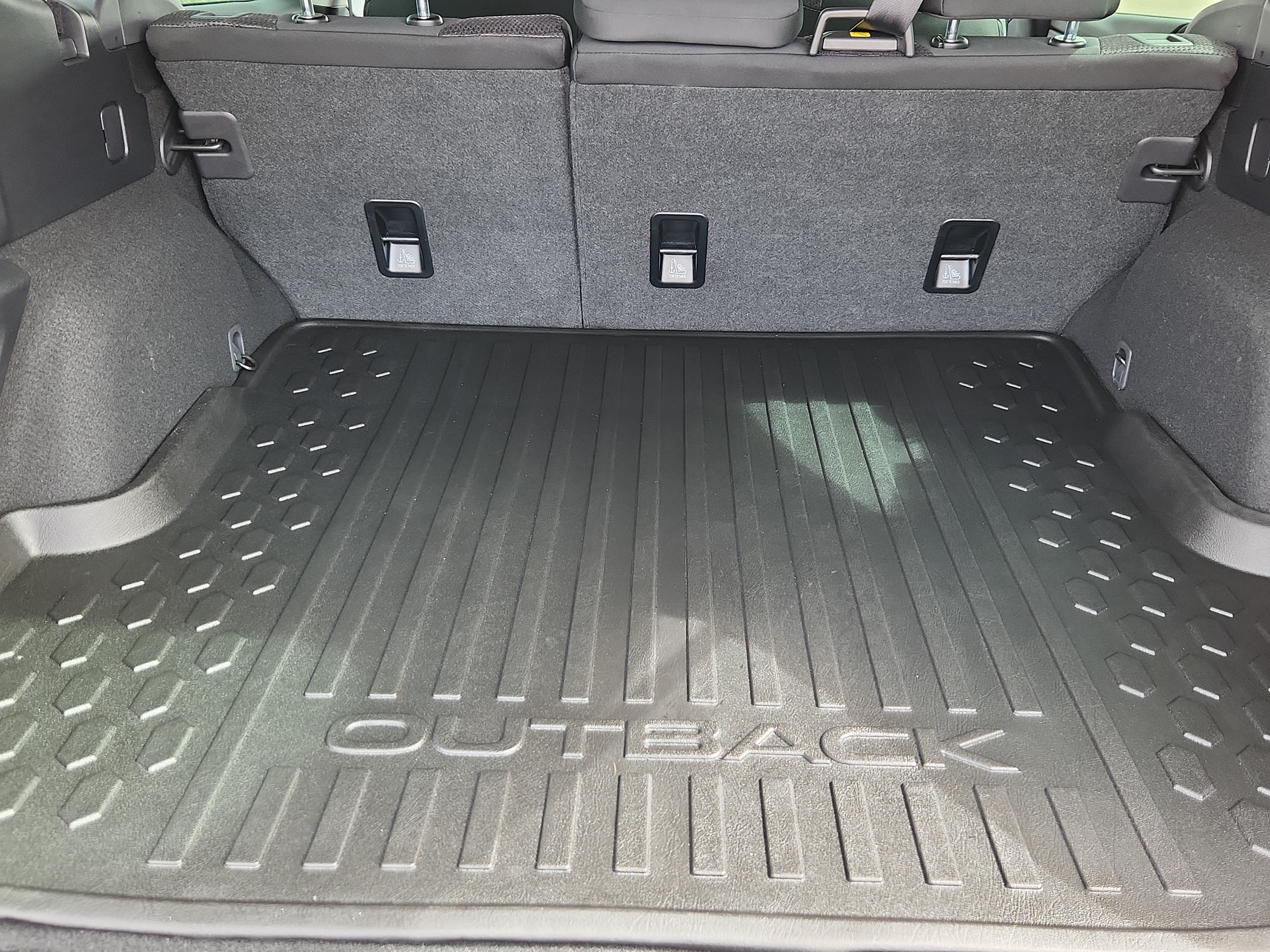 Used 2025 Subaru Outback AWD/4WD image 11