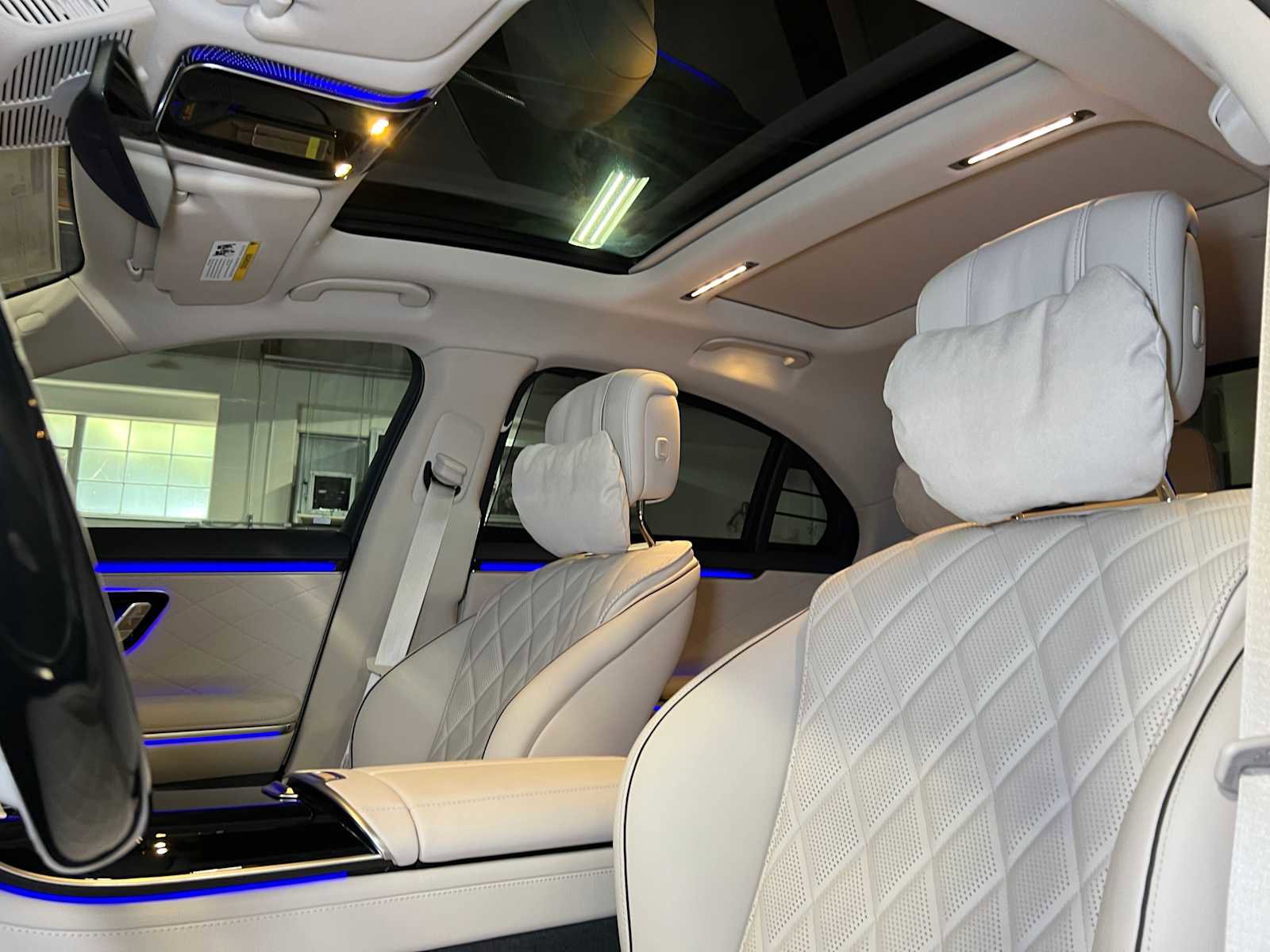 New 2026 Mercedes-Benz S 580 4MATIC Sedan image 21