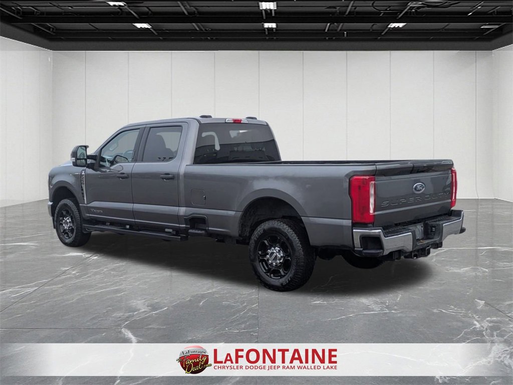 Used 2023 Ford F250 XLT image 3