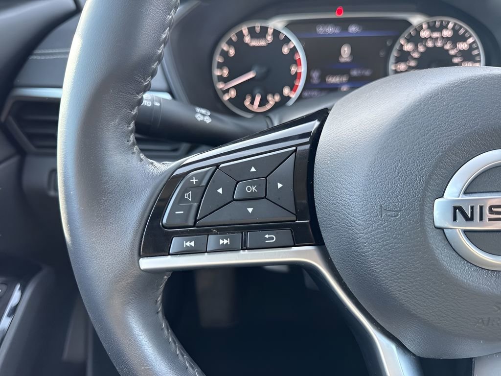 Used 2021 Nissan Altima 2.5 SV w/ SV Premium Package image 15