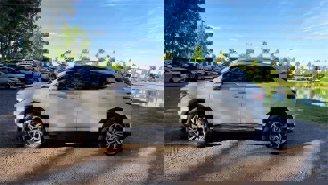 Used 2021 Buick Envision Essence image 36