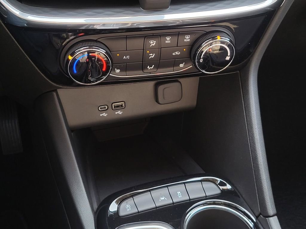 New 2026 Buick Encore GX Sport Touring w/ Comfort Package image 9