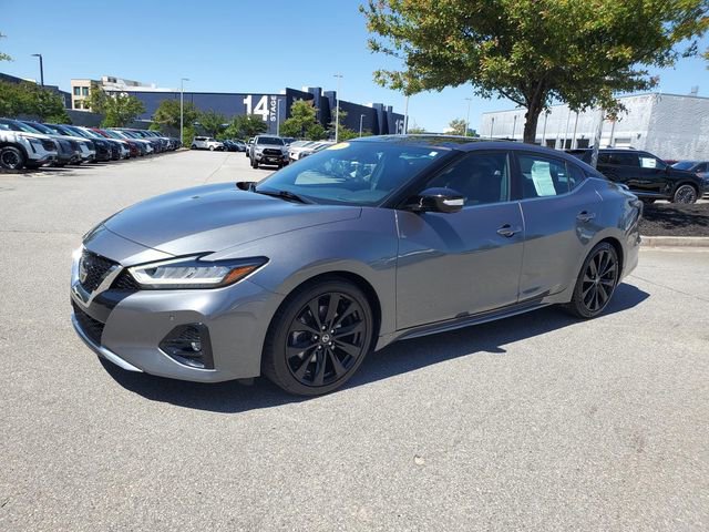 Used 2020 Nissan Maxima SR w/ Sport Mat Group FWD image 7