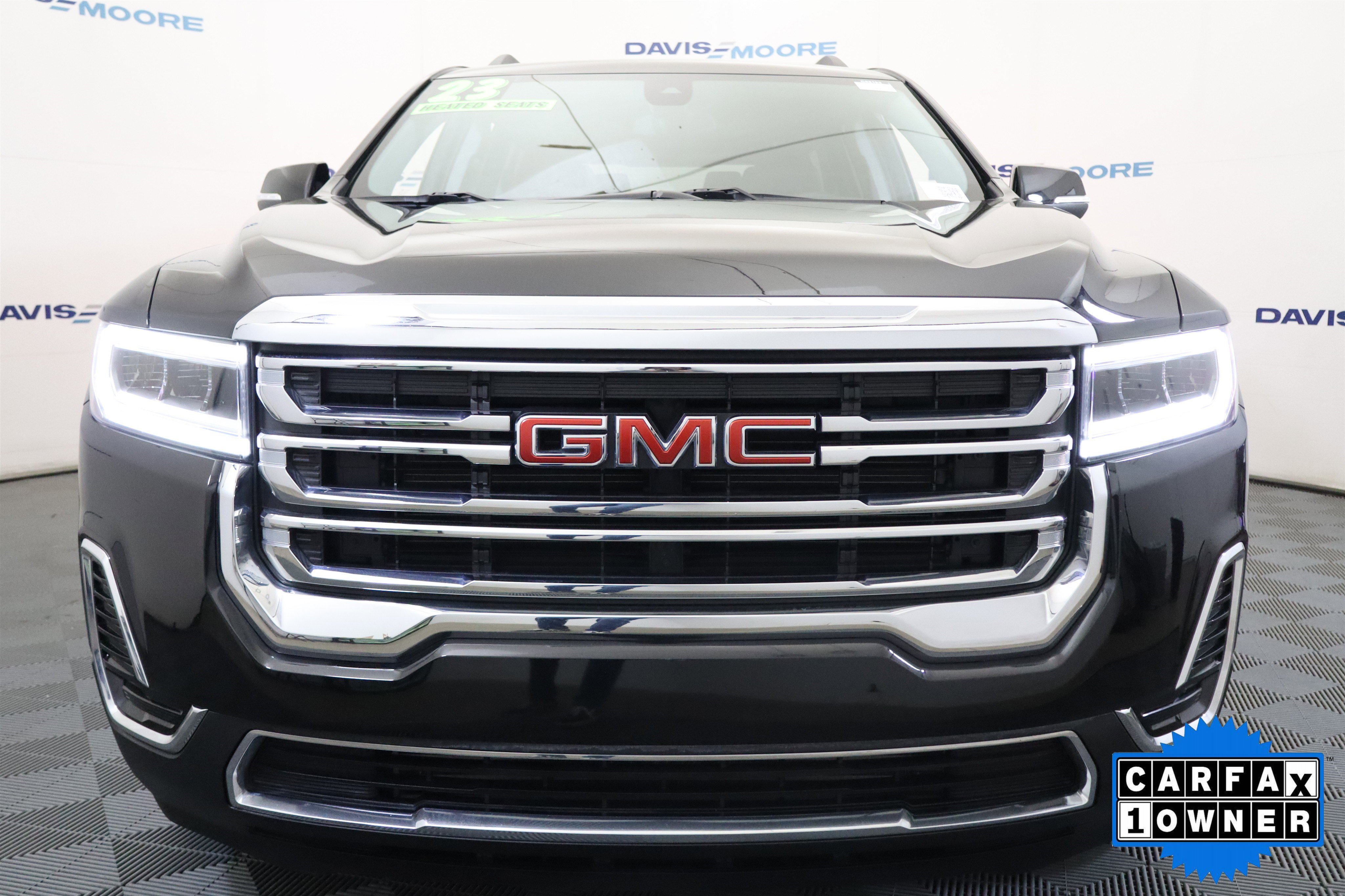 Used 2023 GMC Acadia SLE w/ Driver Convenience Package image 13