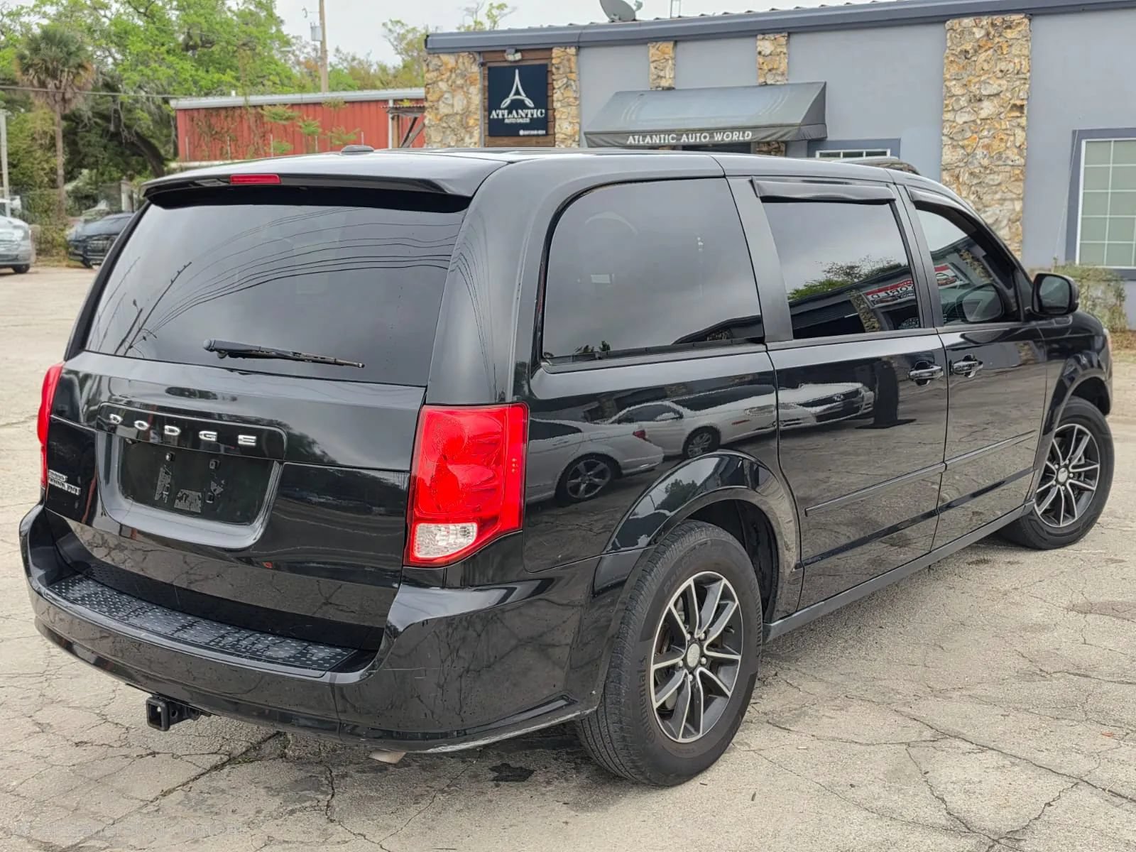 Used 2015 Dodge Grand Caravan SE w/ Quick Order Package 29E SE FWD image 7