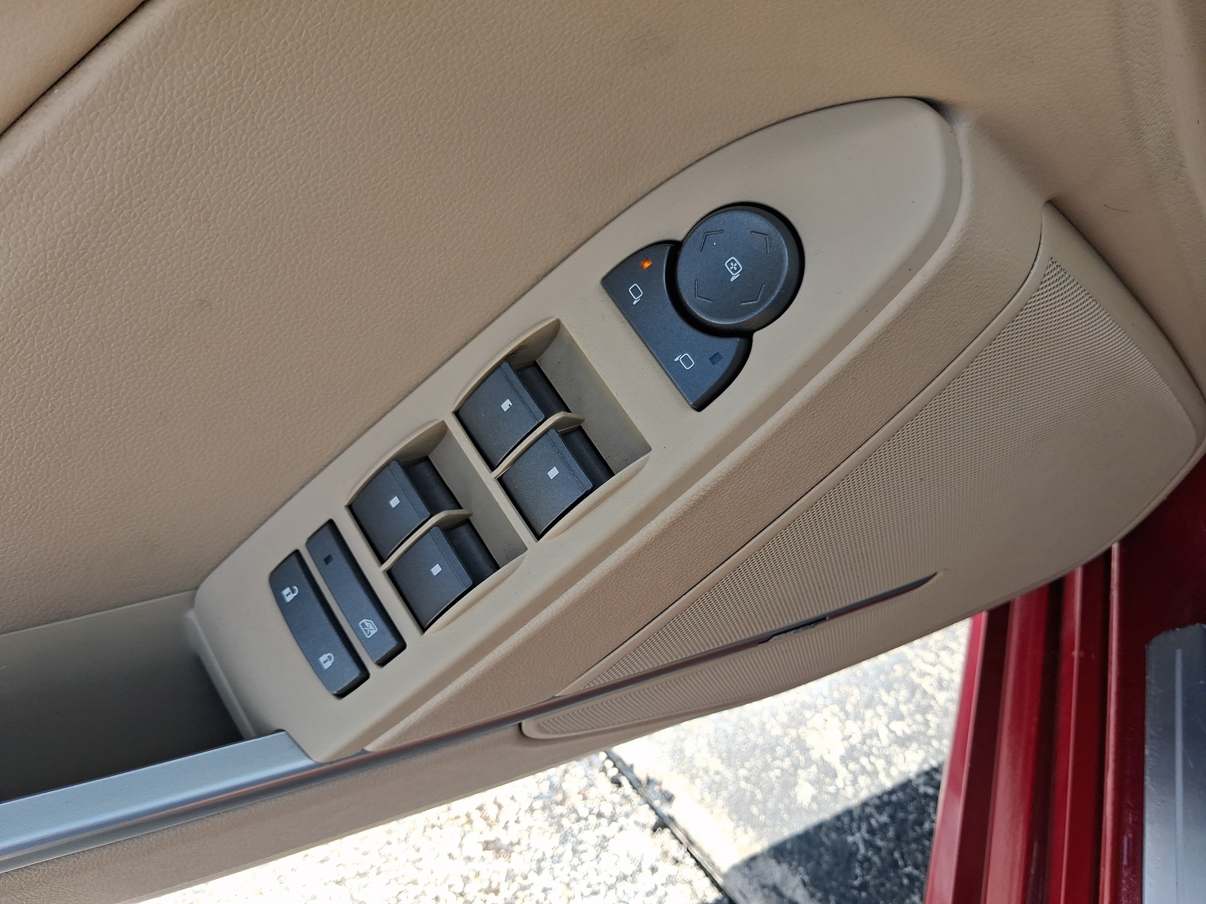 Used 2011 Cadillac CTS Luxury RWD image 11