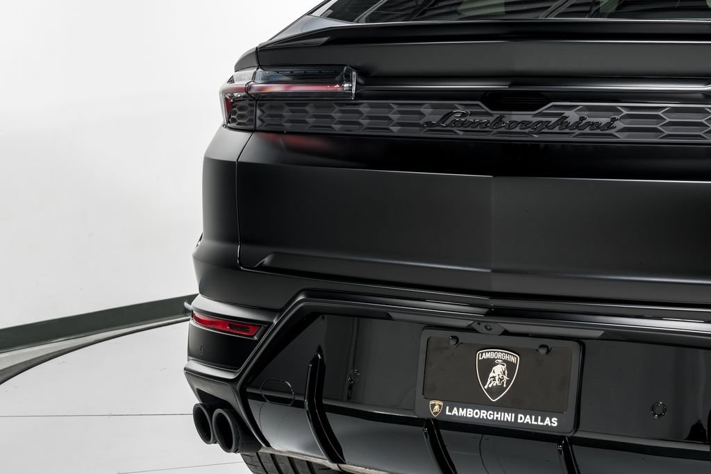 Used 2025 Lamborghini Urus SE image 59