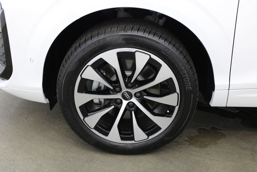 New 2026 Audi Q3 quattro 2.0T AWD/4WD image 30