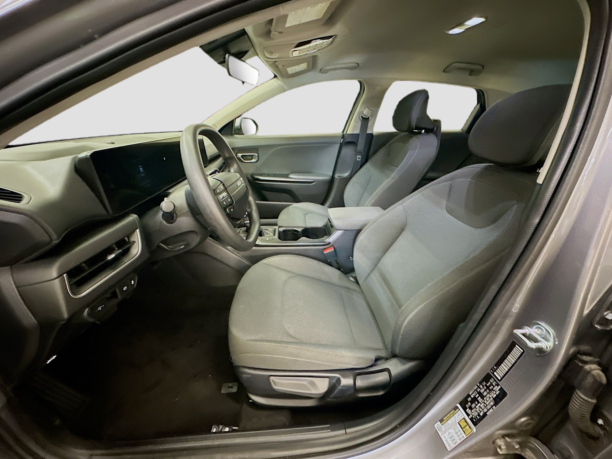 Used 2025 Kia K4 FWD image 13