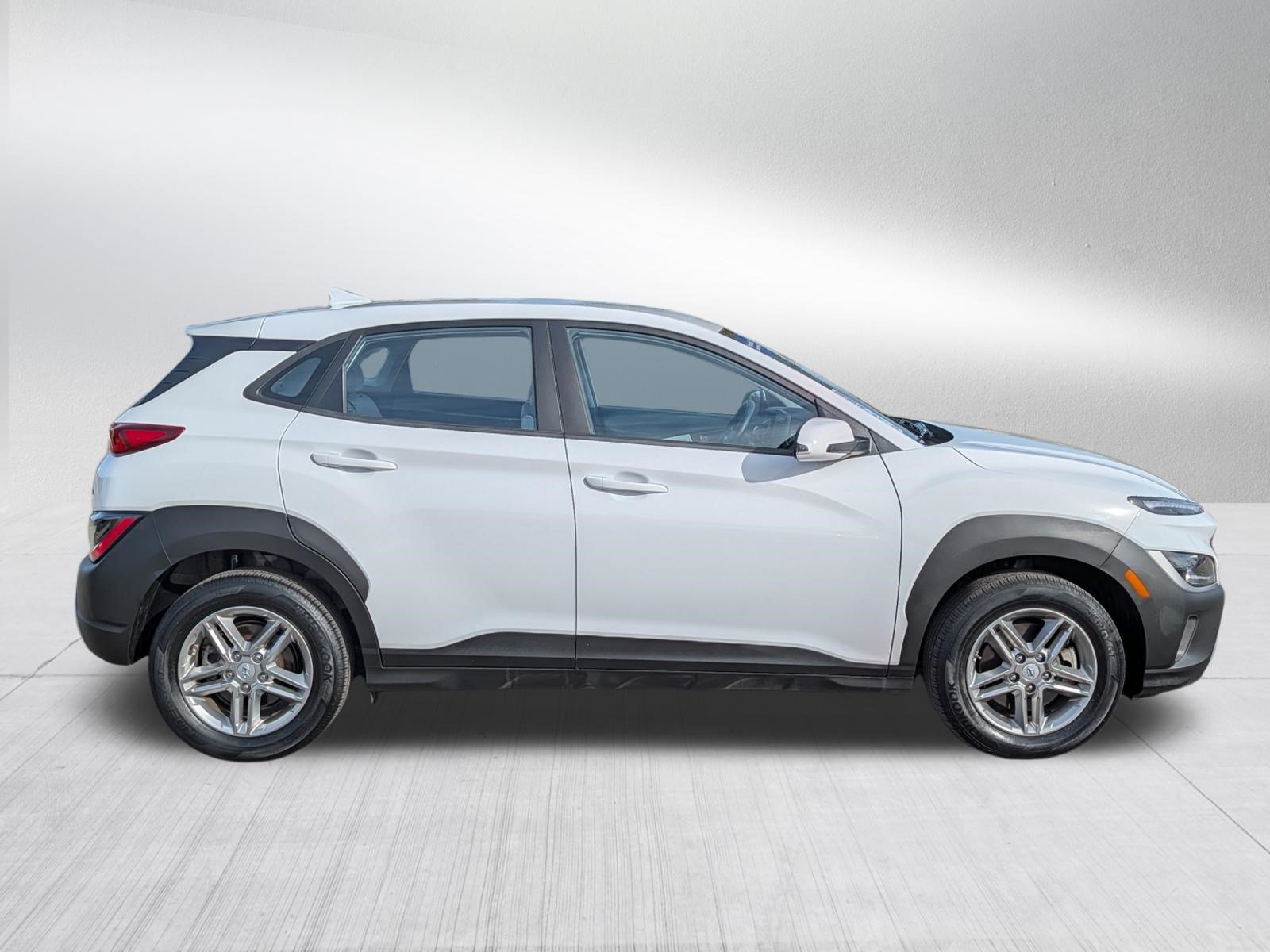 Certified 2023 Hyundai Kona SE AWD/4WD image 8