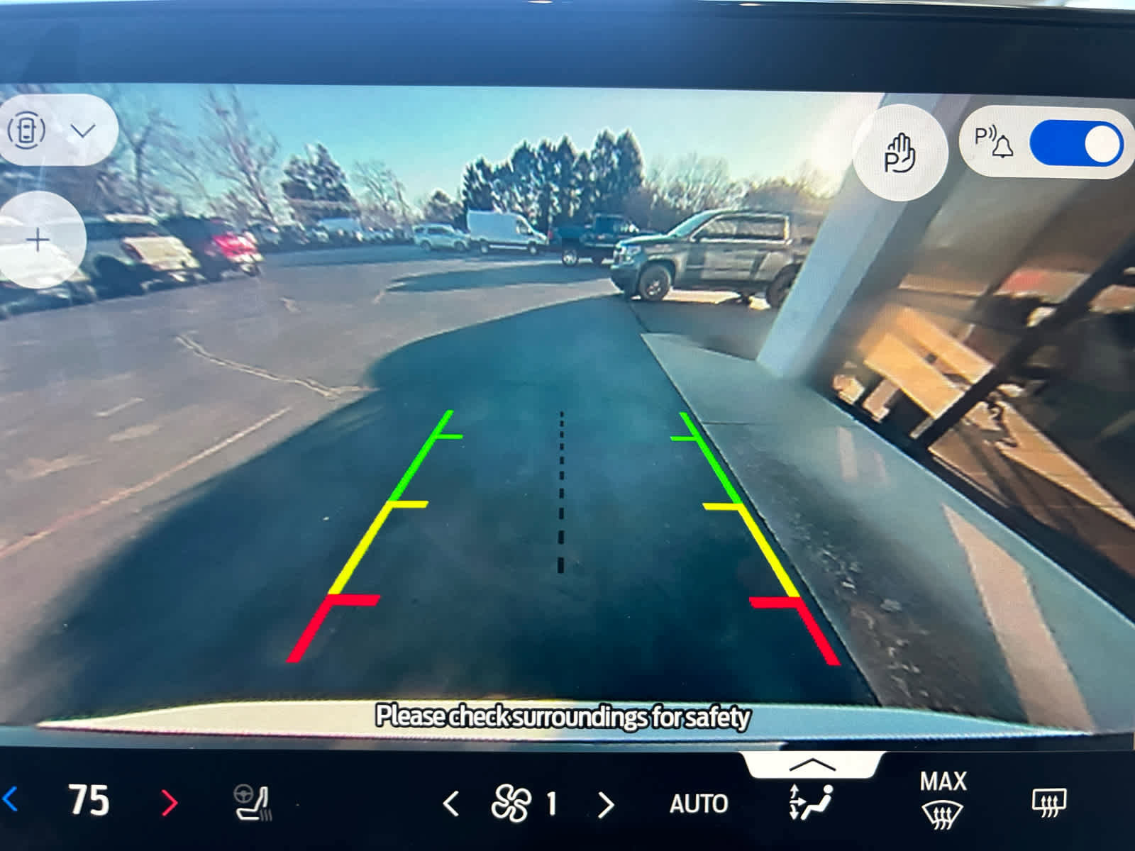 Used 2025 Ford Expedition Active image 9