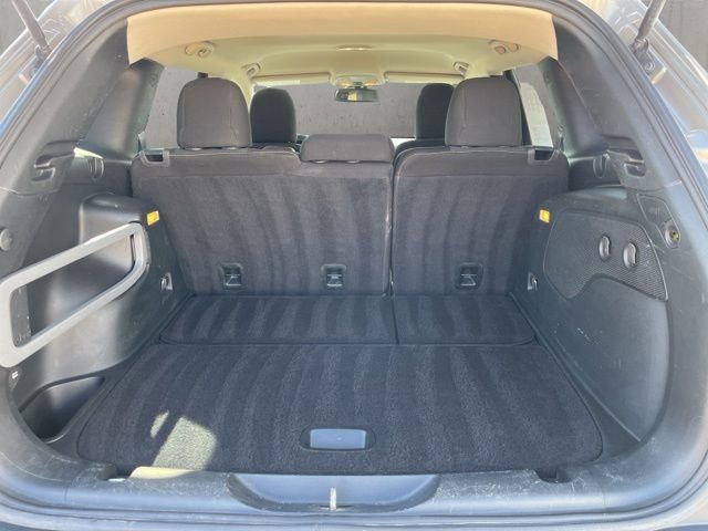Used 2016 Jeep Cherokee Latitude w/ Cold Weather Group AWD/4WD image 20
