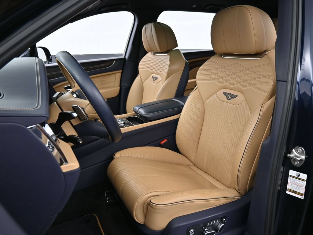 Certified 2023 Bentley Bentayga Extended Wheelbase AWD/4WD image 5