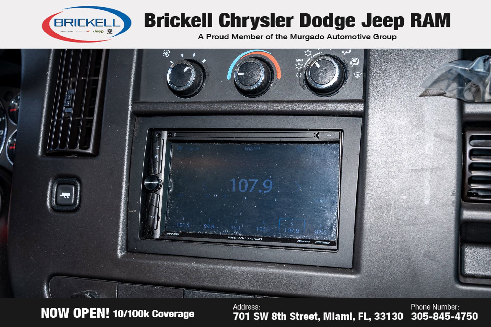 Used 2022 Chevrolet Express 3500 w/ Power Convenience Package image 15