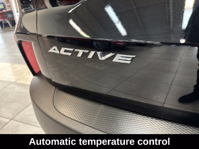Used 2023 Ford Escape Active w/ Tech Pack #2 AWD/4WD image 10