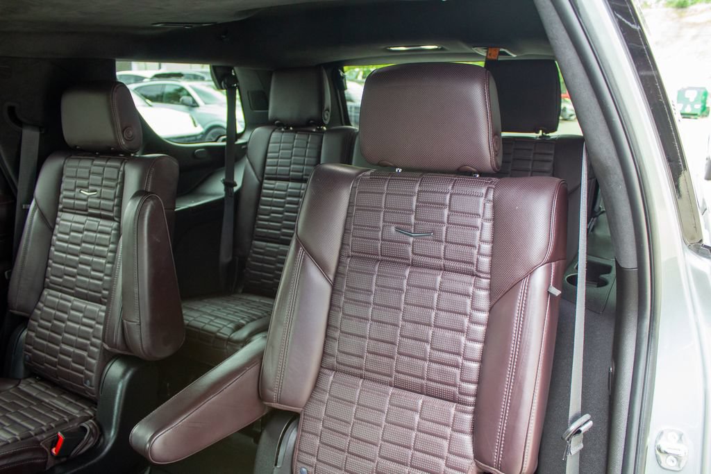 Used 2024 Cadillac Escalade Sport Platinum w/ LPO, ONYX Package AWD/4WD image 22
