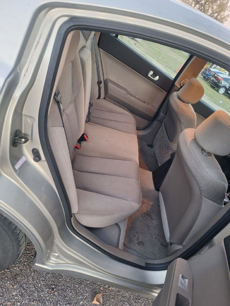 Used 2015 Chevrolet Traverse LTZ FWD image 2