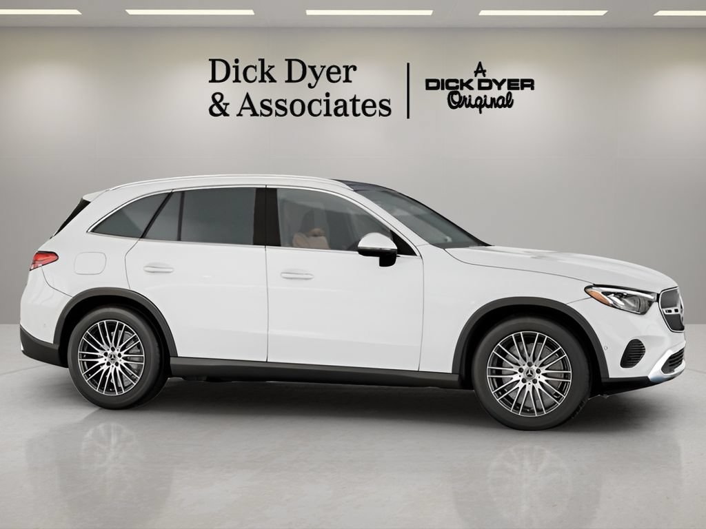 Used 2026 Mercedes-Benz GLC 300 image 10