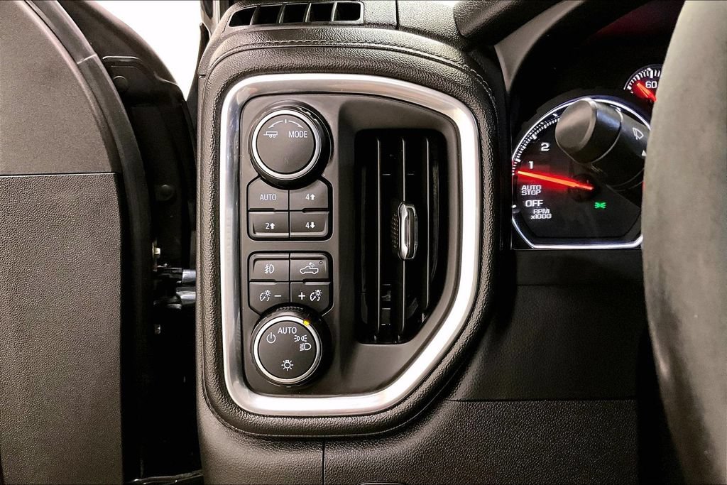 Used 2020 Chevrolet Silverado 1500 LT Trail Boss AWD/4WD image 16