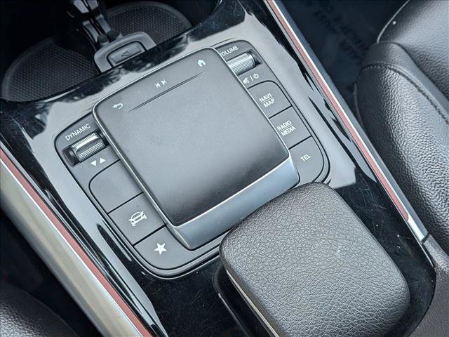 Used 2022 Mercedes-Benz GLA 250 4MATIC image 15