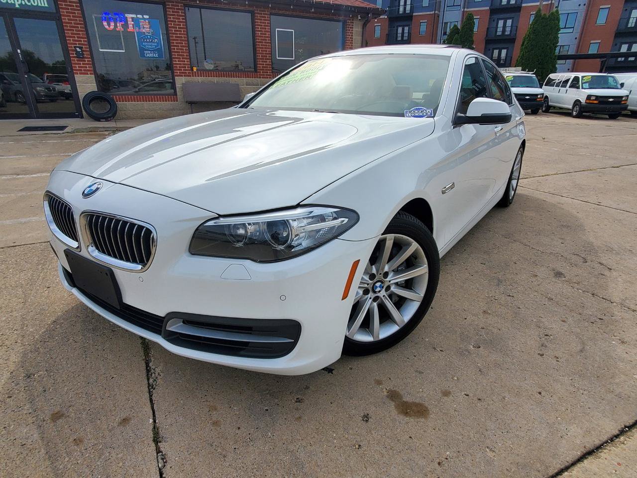 Used 2014 BMW 535i xDrive Sedan AWD/4WD image 3