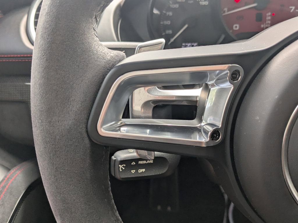 Used 2018 Porsche 718 Boxster GTS image 10