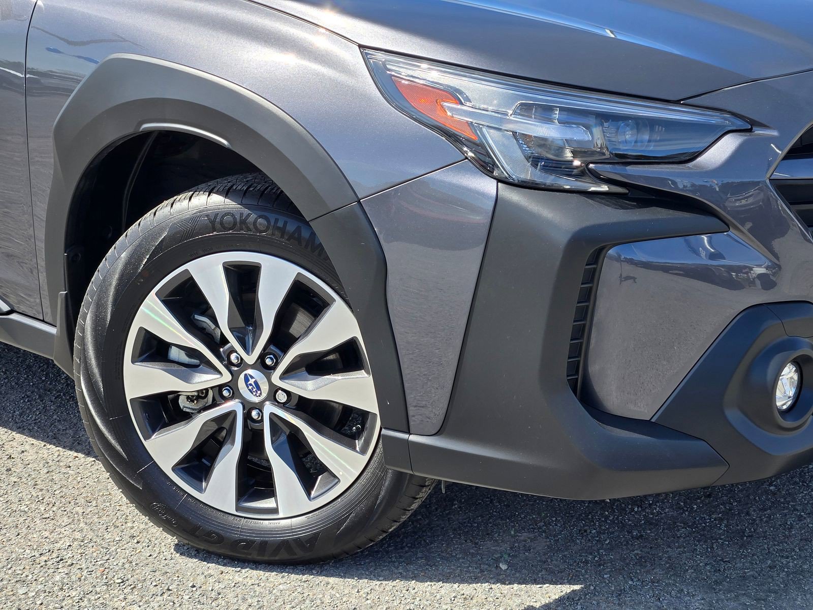 Certified 2025 Subaru Outback Touring w/ Popular Package #2 AWD/4WD image 9