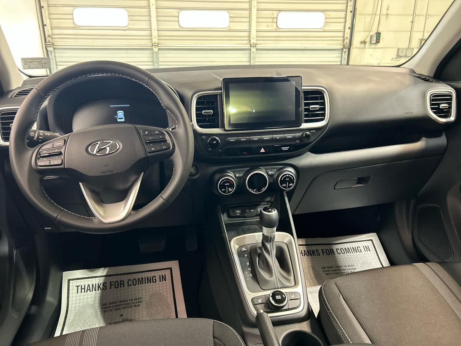 New 2026 Hyundai Venue SEL FWD image 4