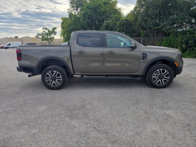 Used 2025 Ford Ranger Lariat w/ Advanced Towing Package AWD/4WD image 3