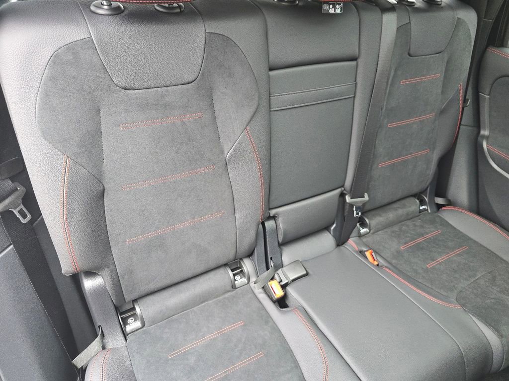 New 2026 Mercedes-Benz GLB 250 4MATIC image 19