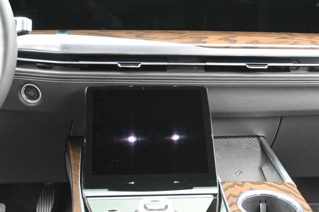 Certified 2026 Cadillac Escalade Platinum Sport w/ LPO, ONYX Package AWD/4WD image 27
