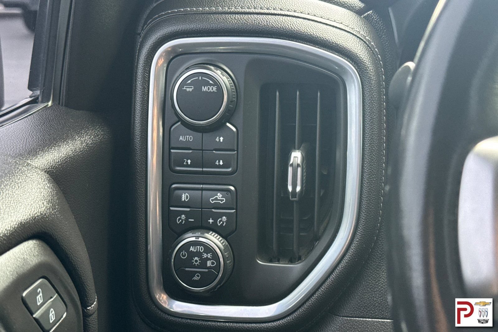 Certified 2020 Chevrolet Silverado 1500 RST w/ All-Star Edition AWD/4WD image 31
