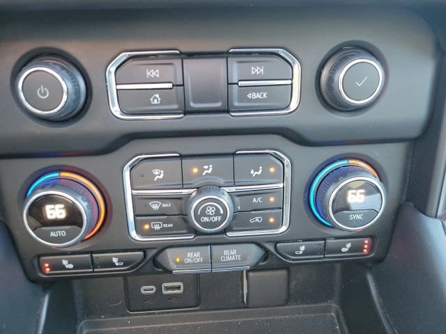 Used 2023 Chevrolet Tahoe RST w/ Luxury Package image 9