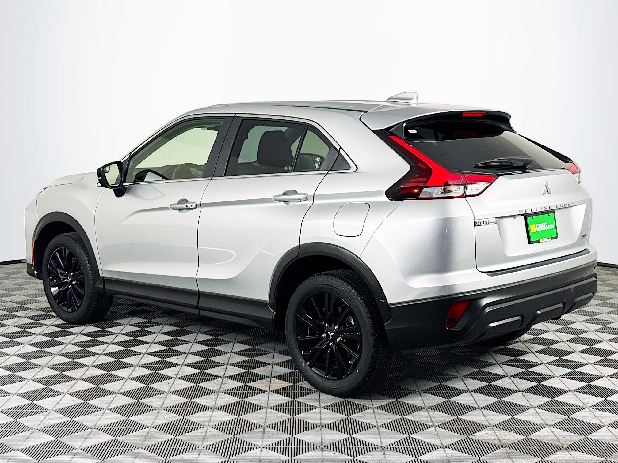 Used 2024 Mitsubishi Eclipse Cross Black Edition image 6