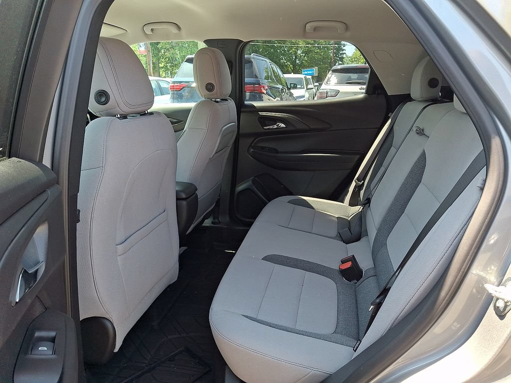 Used 2026 Chevrolet TrailBlazer LT w/ Convenience Package FWD image 10