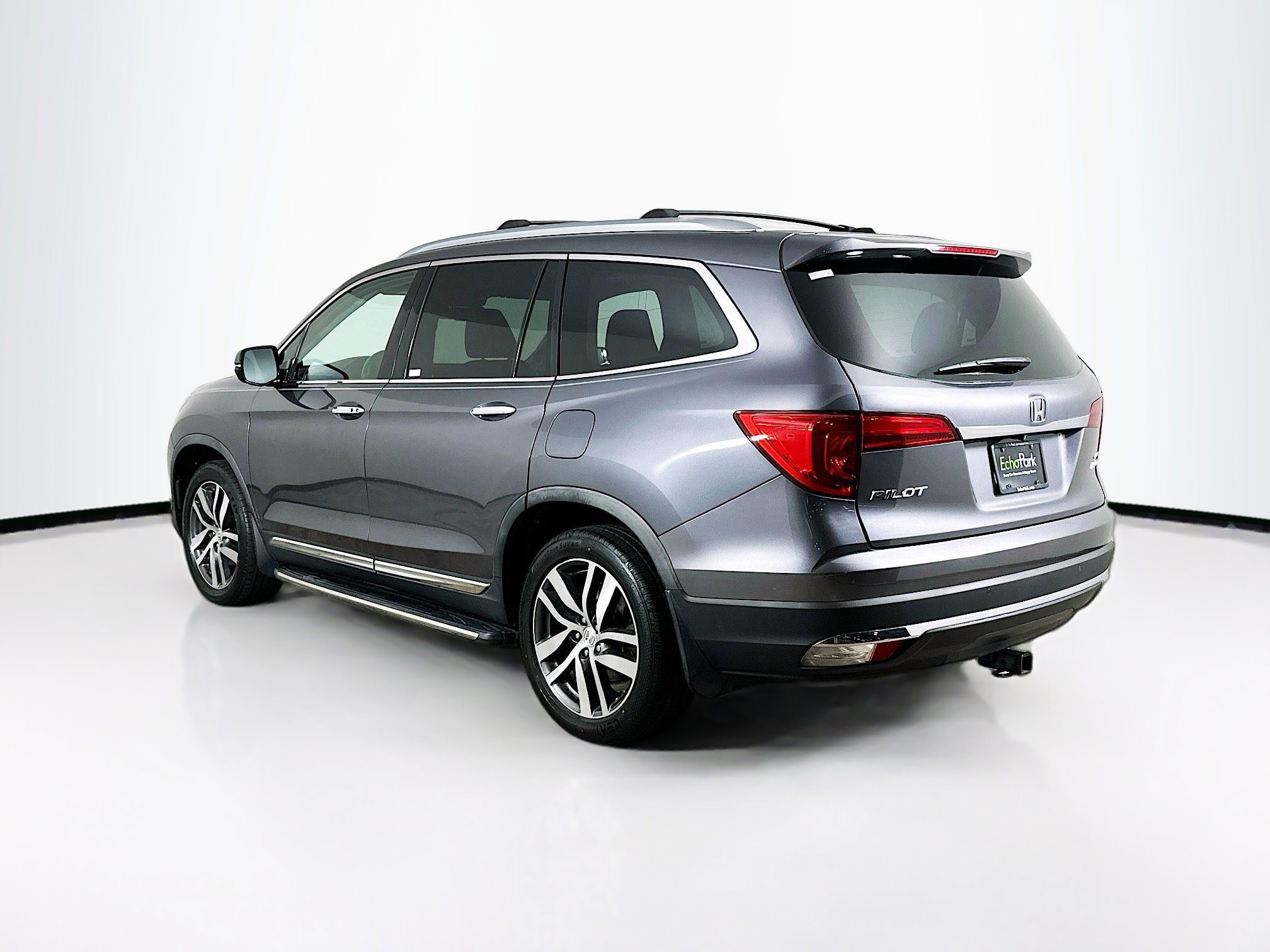 Used 2018 Honda Pilot Elite image 5